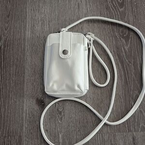 Safe Keeper White Crossbody/Wristlet Horizontal Purse